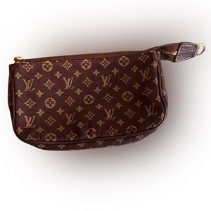 PLS DO NOT BUY. RESERVED.

LV IDYLLE MINI POCHETTE
